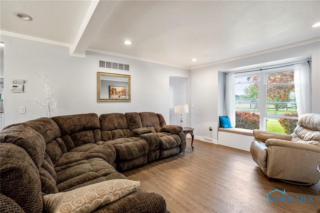 7432 West Lake Road Perrysburg, OH 43551 - Photo 6 of 34 Gallery Image 6