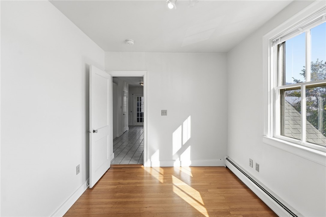 686 Hope Street, Unit 3 Bristol, RI 02809 - Photo 12 of 25