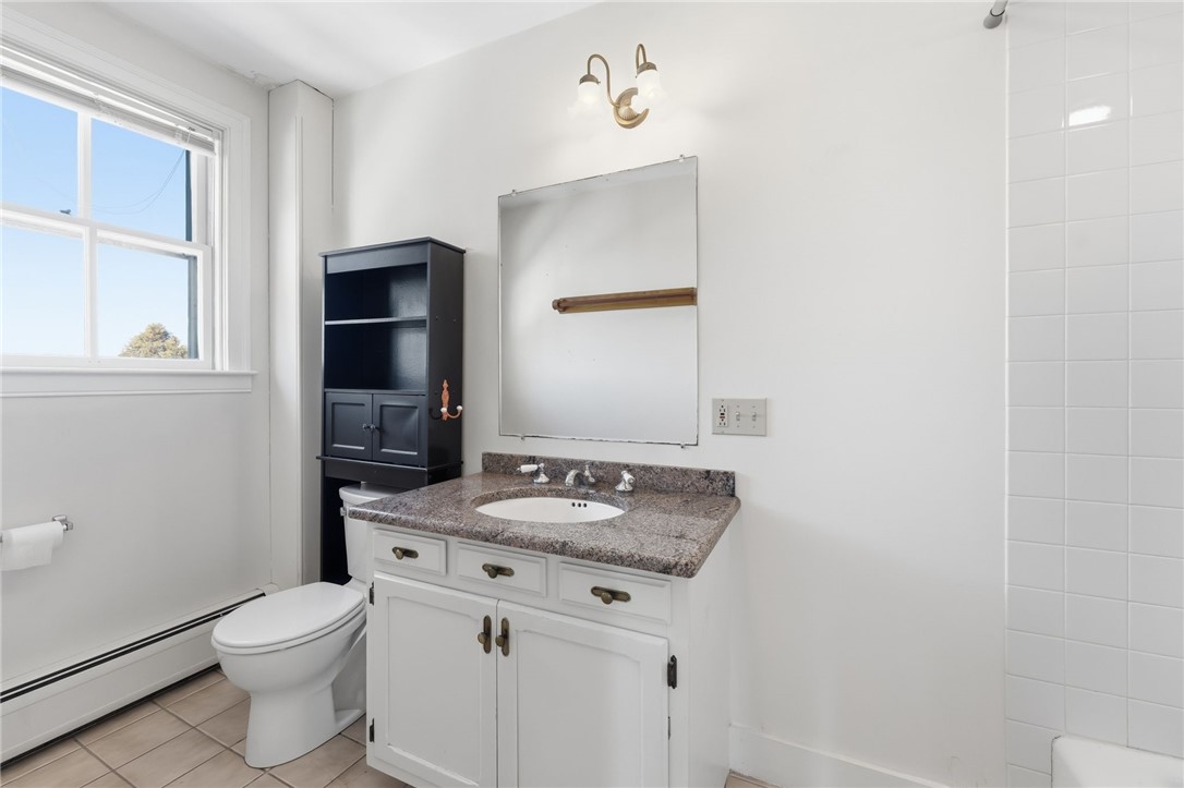 686 Hope Street, Unit 3 Bristol, RI 02809 - Photo 9 of 25