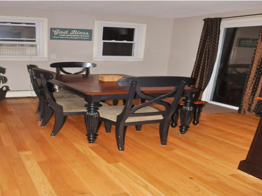 2 Thomas Street Derry, NH 03038 - Photo 3 of 10
