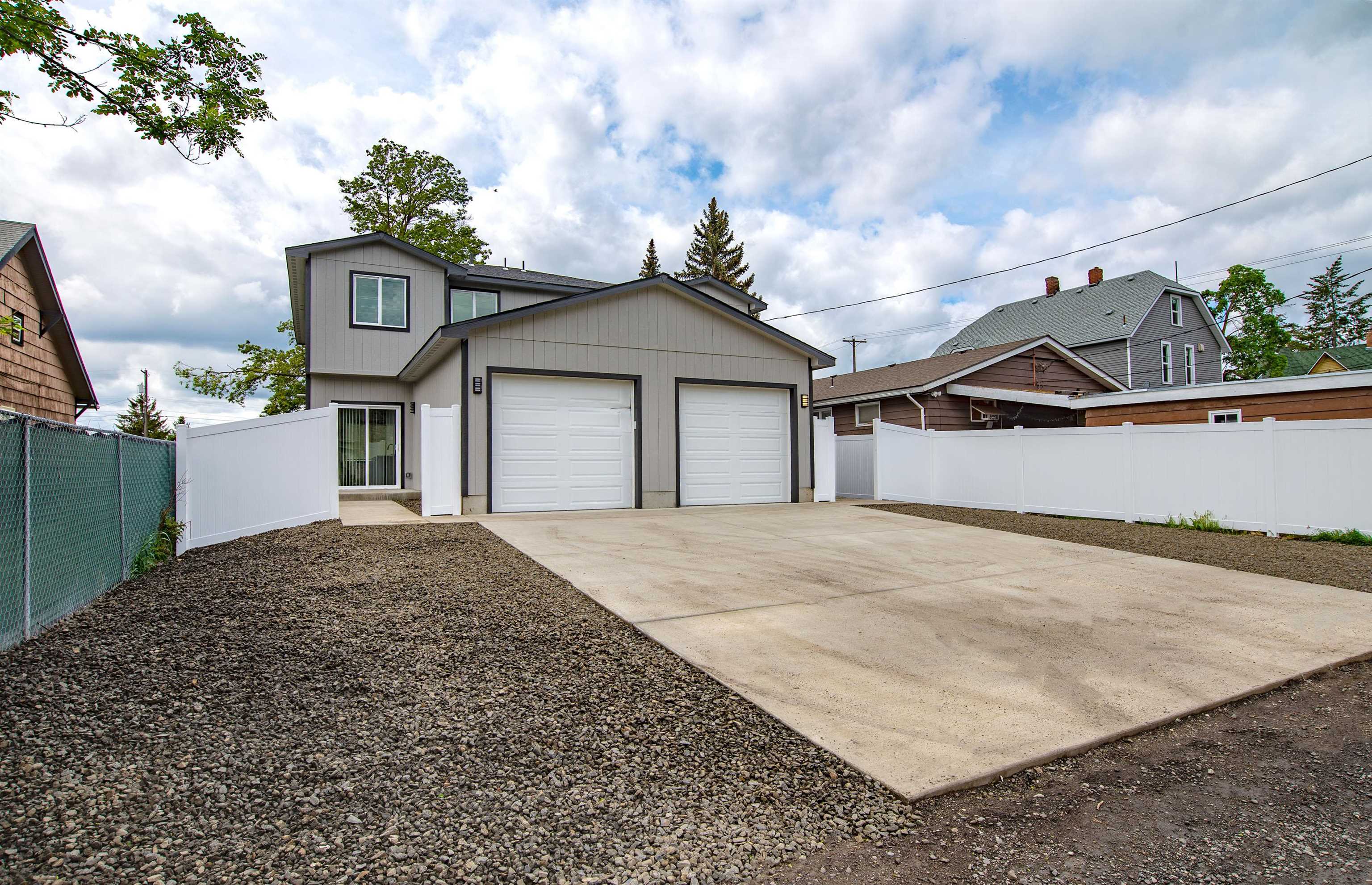 818 West Augusta Avenue Spokane, WA 99205 - Photo 3 of 19