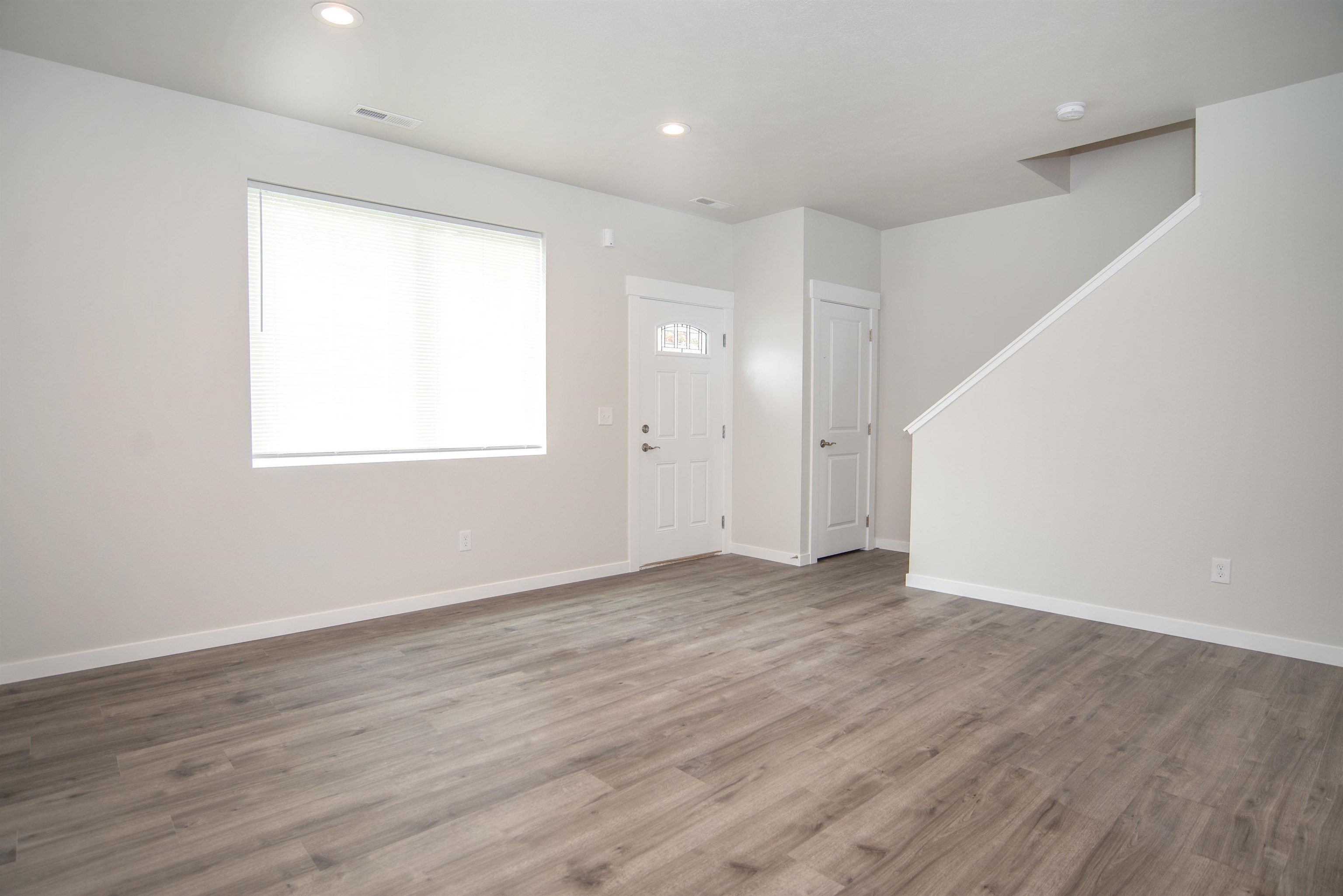 818 West Augusta Avenue Spokane, WA 99205 - Photo 9 of 19
