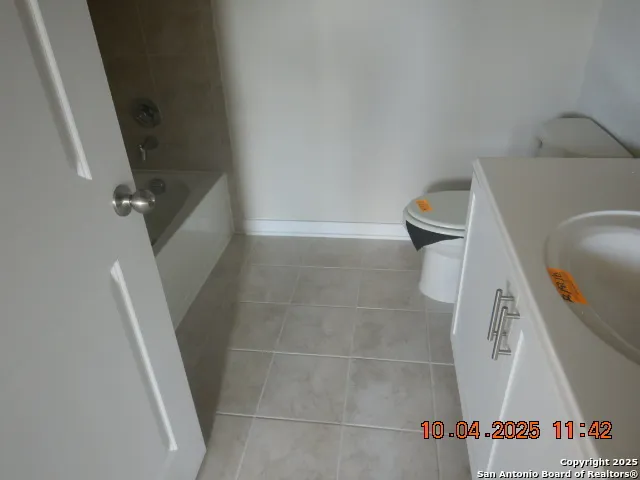 $324,500 | 14807 Maverick Avenue, San Antonio, TX 78217