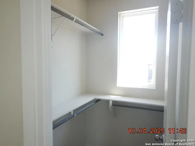 $324,500 | 14807 Maverick Avenue, San Antonio, TX 78217