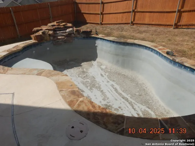 $324,500 | 14807 Maverick Avenue, San Antonio, TX 78217