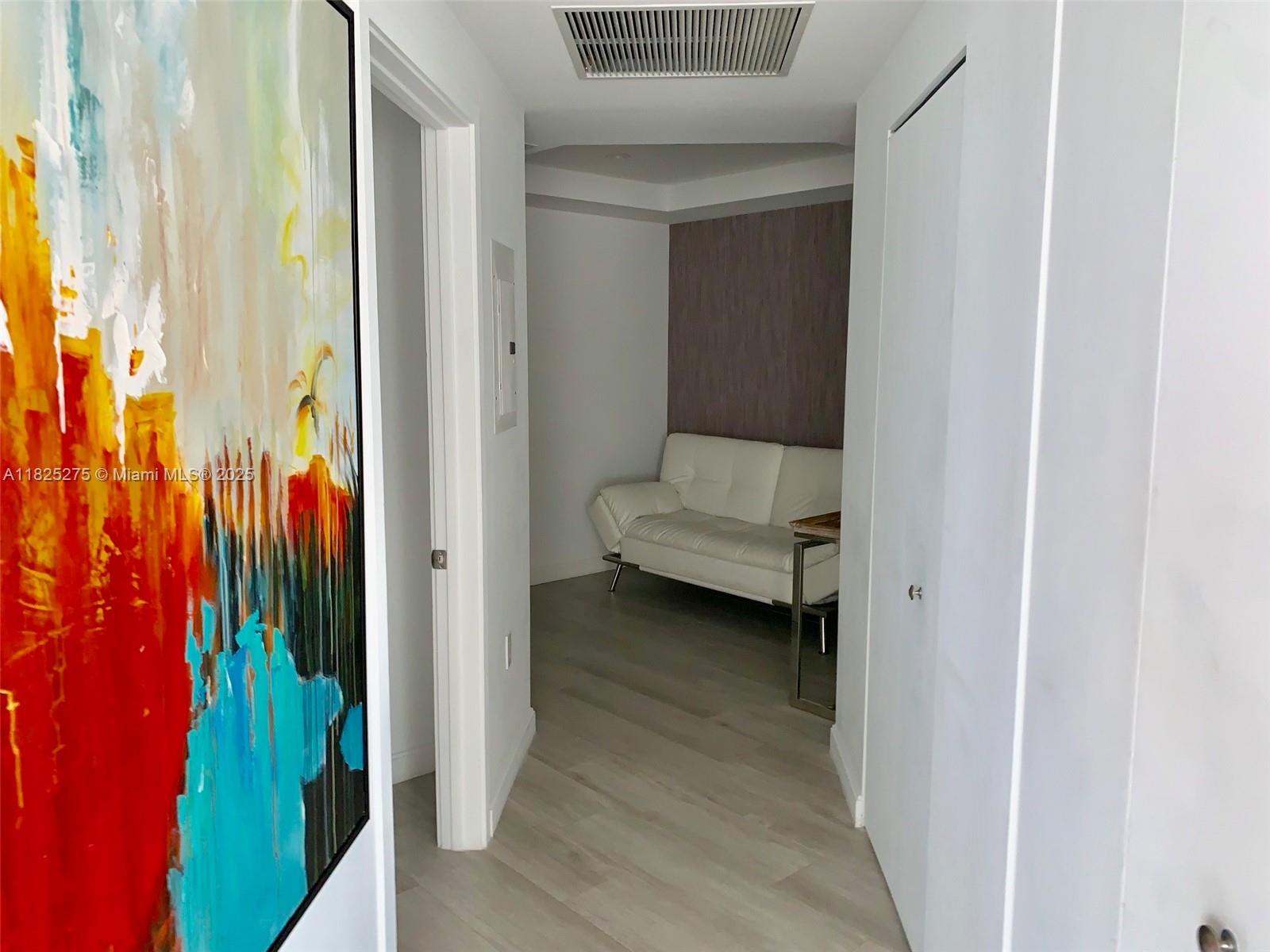 55 Southwest 9th Street, Unit 2706 Miami, FL 33130 - Photo 7 of 8 a view of small space