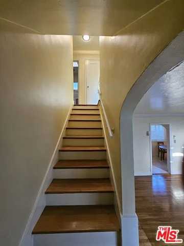 $3,800 | 110 North Edison Place, Long Beach, CA 90802