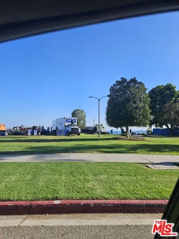 $3,800 | 110 North Edison Place, Long Beach, CA 90802