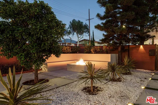 $1,695,000 | 2643 Huron Street, Los Angeles, CA 90065