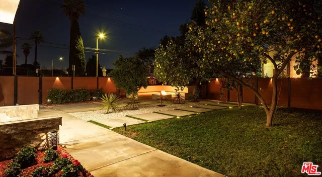 $1,695,000 | 2643 Huron Street, Los Angeles, CA 90065