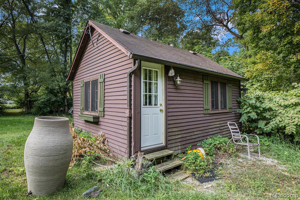 1340 County Farm Road Howell, MI 48843 - Photo 27 of 32 Gallery Image 27