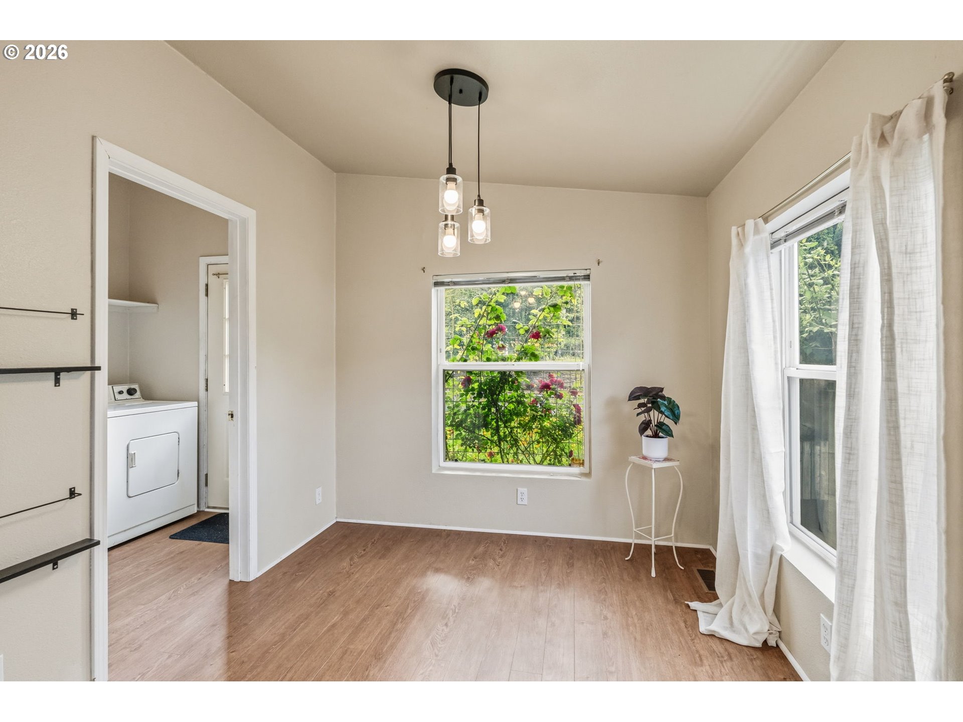 1281 South 57th Place Springfield, OR 97478 - Photo 11 of 37