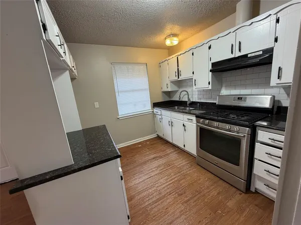 $1,600 | 521 Pershing Drive, Denton, TX 76209