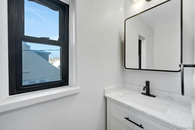 $4,000 | 64 Kensington Road, Unit 1B, Bronxville, NY 10708