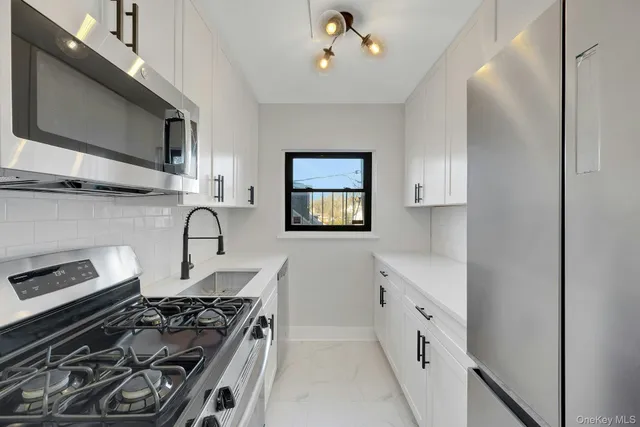 $4,000 | 64 Kensington Road, Unit 1B, Bronxville, NY 10708