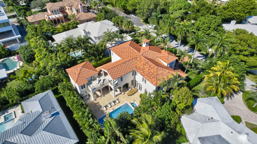 1018 Bauhinia Road Delray Beach, FL 33483 - Photo 4 of 48 1018 Bauhinia Rd (4)