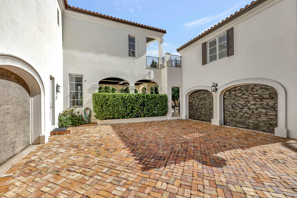 1018 Bauhinia Road Delray Beach, FL 33483 - Photo 44 of 48 1018 Bauhinia Rd (44)