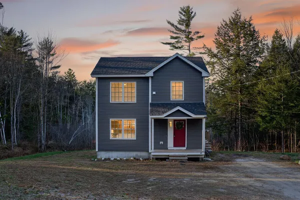 $407,000 | 42 Deerfield Lane, Casco, ME 04015
