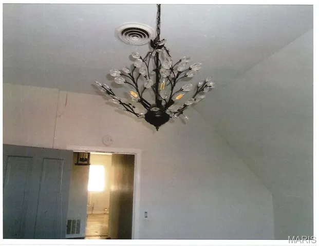 $139,900 | 815 South Charles Street, Belleville, IL 62220