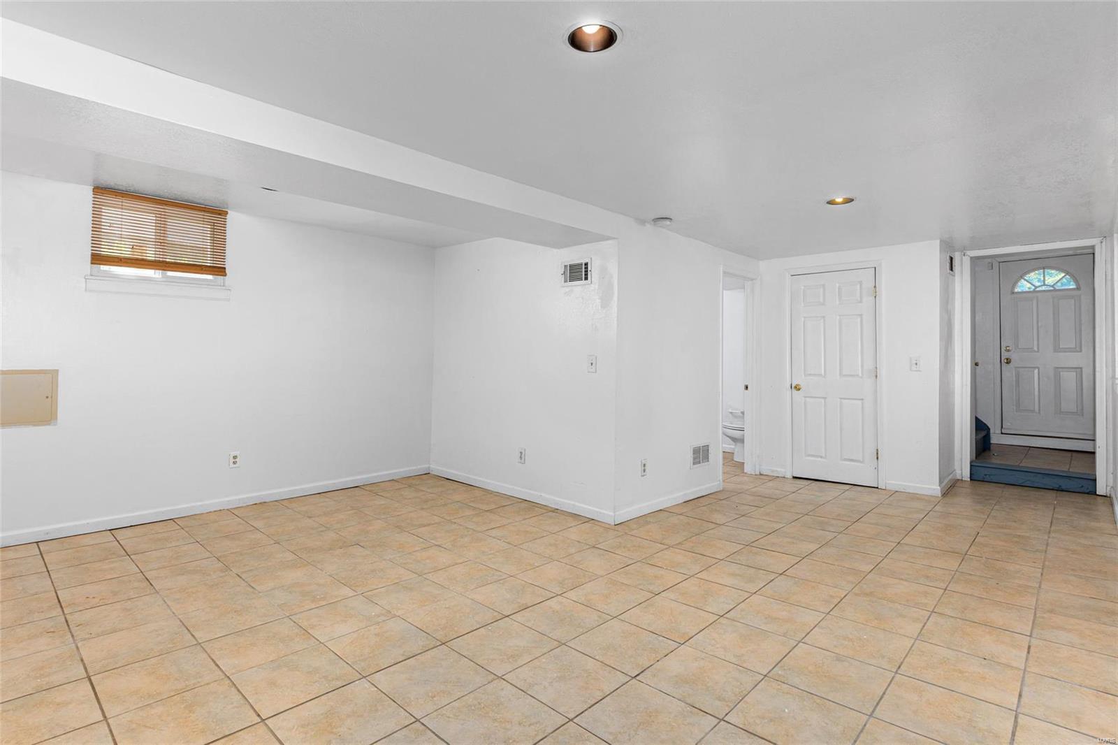 624 Leonard Street Alton, IL 62002 - Photo 10 of 25