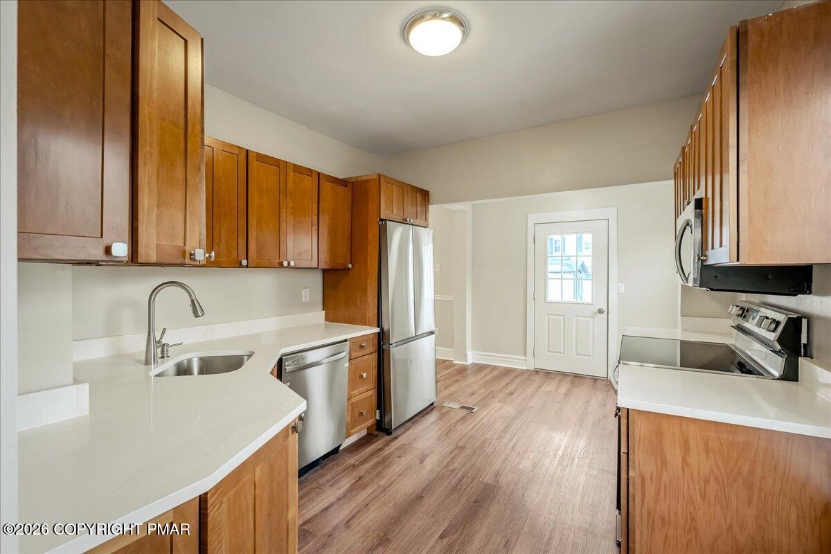 188 Spring Street East Stroudsburg, PA 18301 - Photo 9 of 25 Kitchen