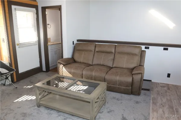 $449,000 | 42537 Moonridge Road, Big Bear Lake, CA 92315