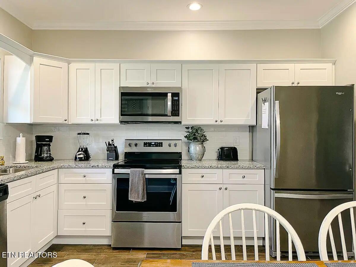 326 Shooting Star Loop, Unit 202 Townsend, TN 37882 - Photo 11 of 43 Photo 11