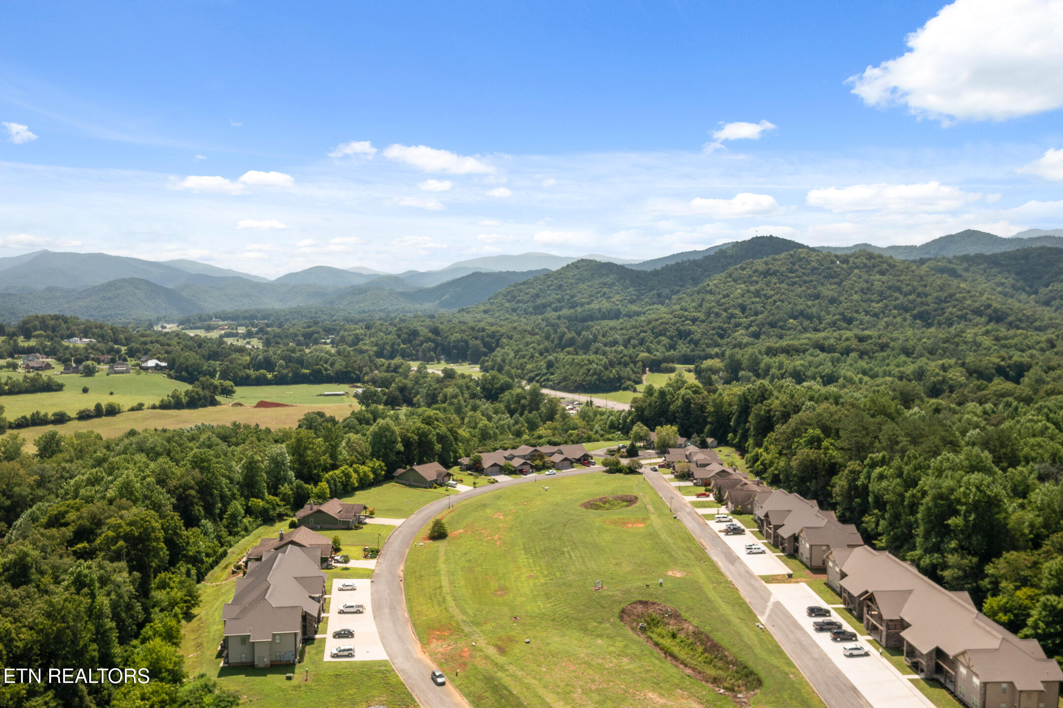 326 Shooting Star Loop, Unit 202 Townsend, TN 37882 - Photo 41 of 43 Photo 41