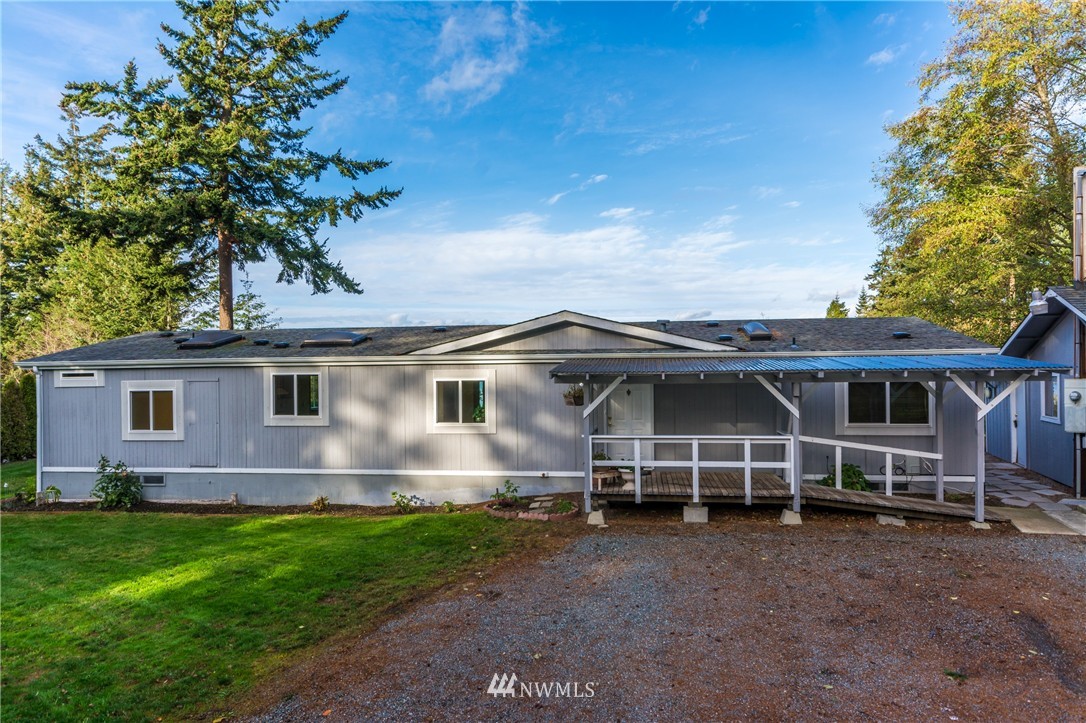 3859 Biz Point Road Anacortes, WA 98221 - Photo 3 of 25 Gallery Image 3