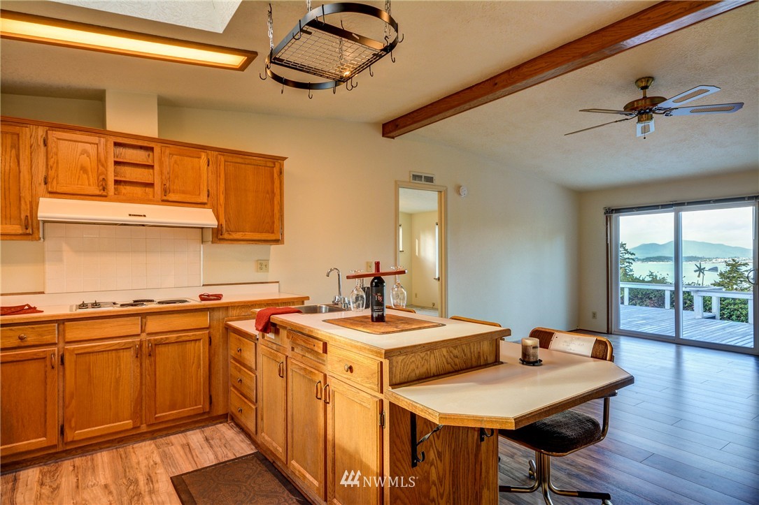 3859 Biz Point Road Anacortes, WA 98221 - Photo 6 of 25 Gallery Image 6