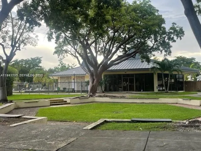 $335,000 | 8327 Southwest 137th Avenue, Unit 8327, Miami, FL 33183