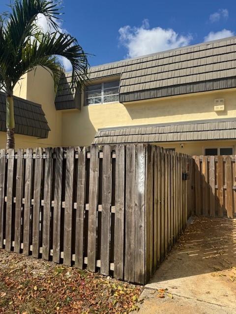 8327 Southwest 137th Avenue, Unit 8327 Miami, FL 33183 - Photo 26 of 33