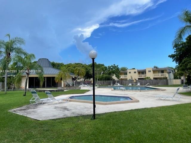 8327 Southwest 137th Avenue, Unit 8327 Miami, FL 33183 - Photo 29 of 33
