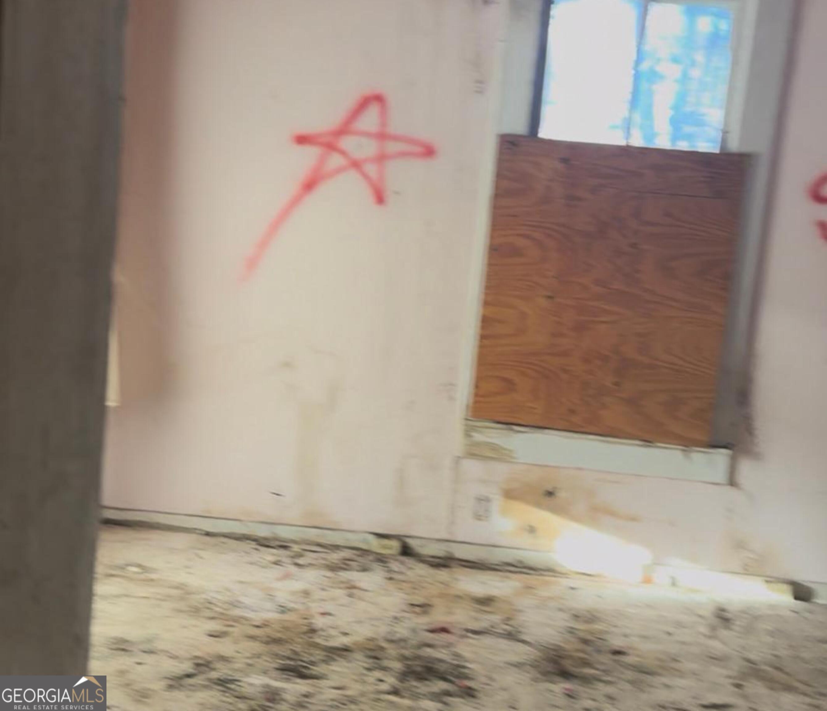 2752 Antioch Road Macon, GA 31206 - Photo 3 of 6