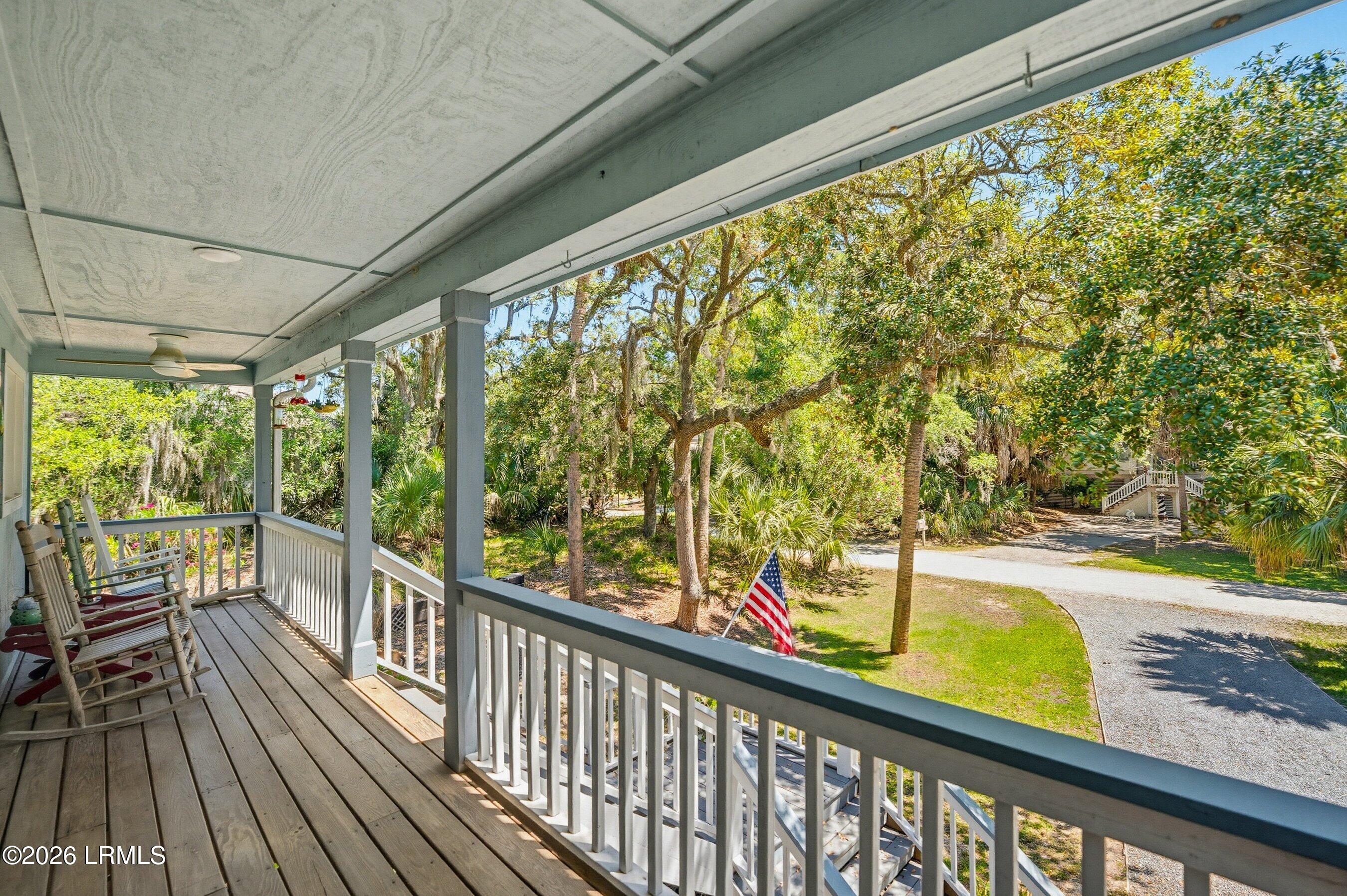 703 Seahorse Road Fripp Island, SC 29920 - Photo 3 of 51 Covered Front porch
