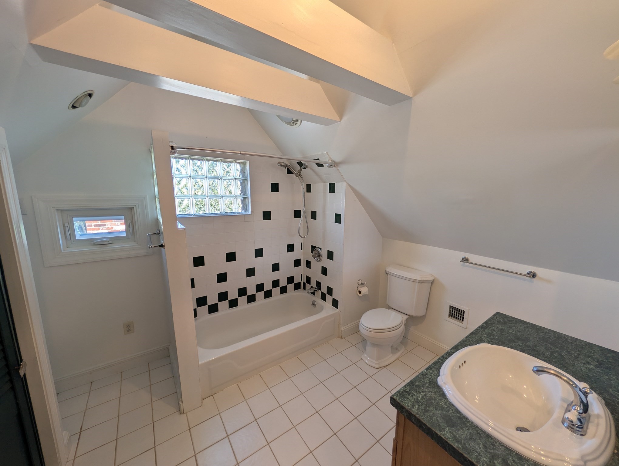 18 Maple Street, Unit 1 Watertown, MA 02472 - Photo 14 of 19 Gallery Image 14