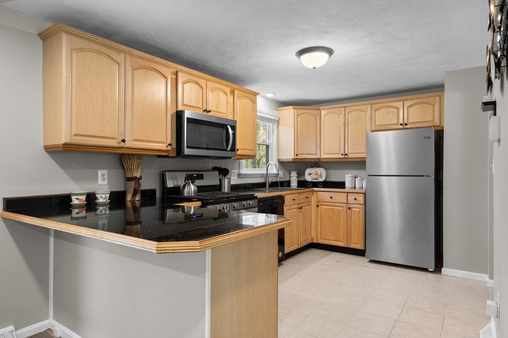 100 Partridge Road Billerica, MA 01821 - Photo 13 of 36 Gallery Image 13