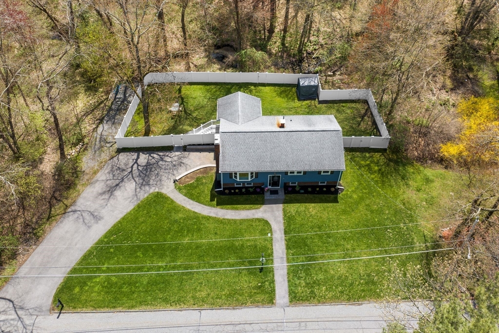 100 Partridge Road Billerica, MA 01821 - Photo 5 of 36 Gallery Image 5