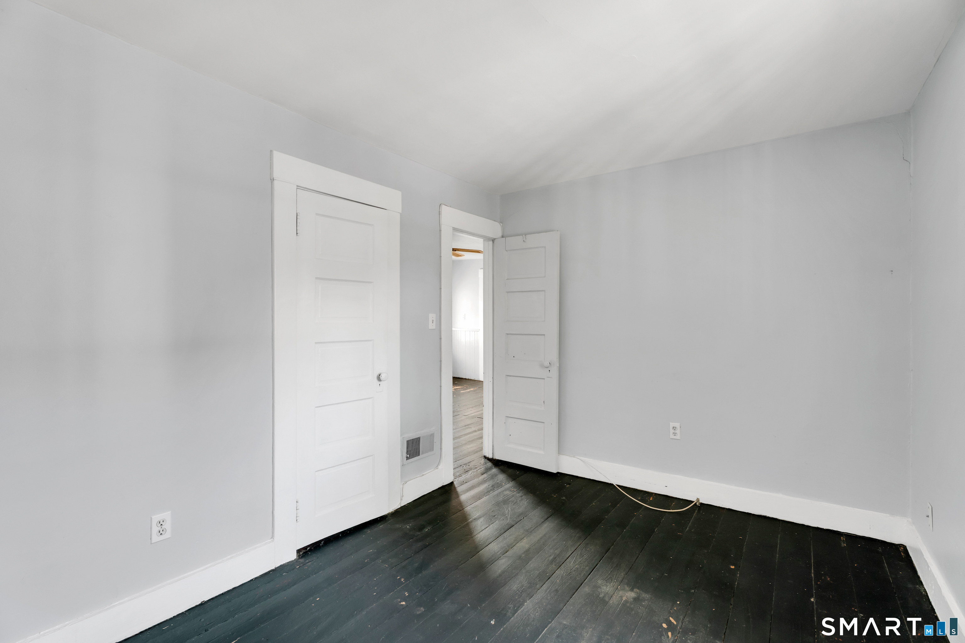 20 Ridge Place New Haven, CT 06511 - Photo 16 of 29 Gallery Image 16