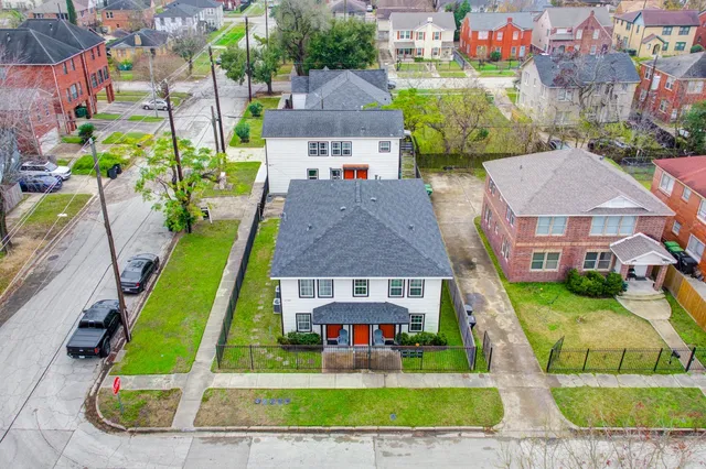 $1,950 | 2720 Truxillo Street, Unit 2, Houston, TX 77004