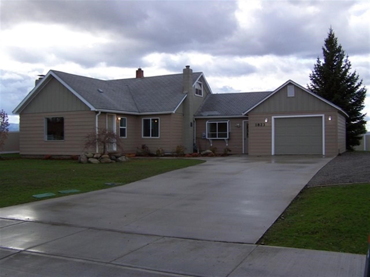 1823 North Flora Road Spokane Valley, WA 99016 - Photo 1 of 20 Gallery Image 1