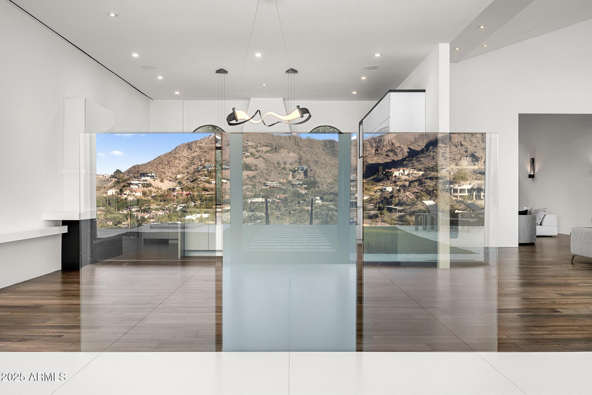 4129 East Sandy Mountain Road Paradise Valley, AZ 85253 - Photo 12 of 76 10foyer with privacy glass