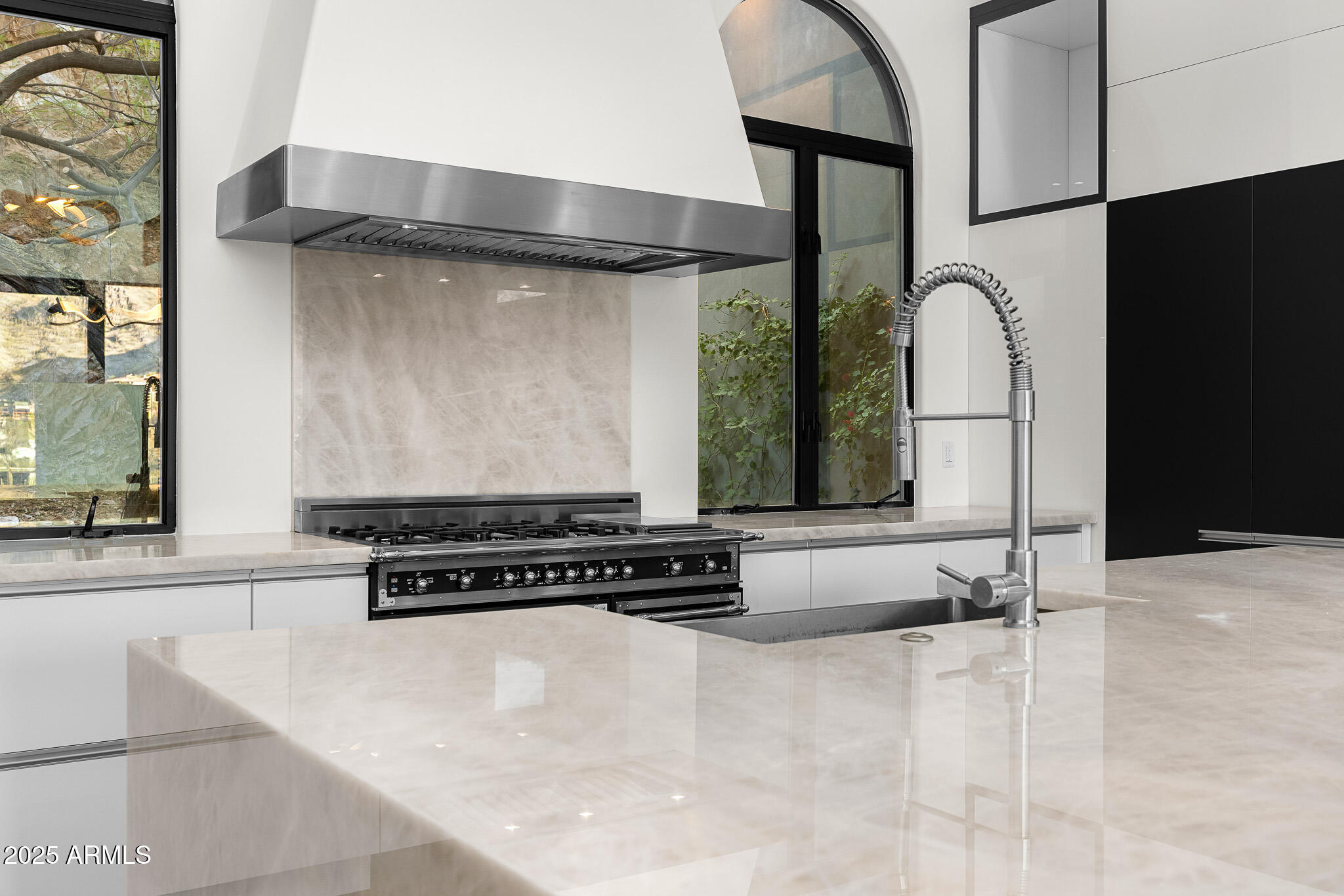 4129 East Sandy Mountain Road Paradise Valley, AZ 85253 - Photo 16 of 76 15kitchen