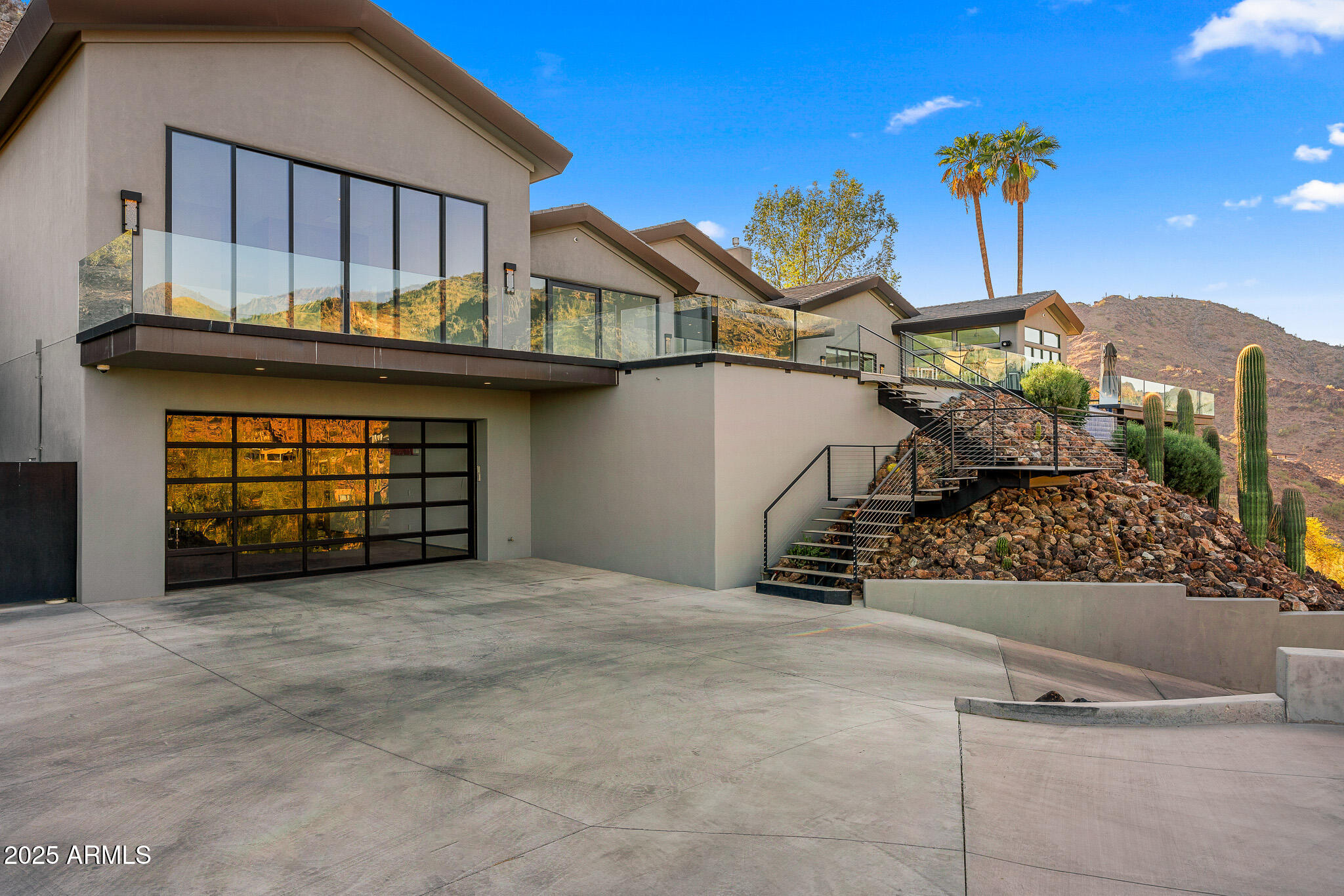 4129 East Sandy Mountain Road Paradise Valley, AZ 85253 - Photo 75 of 76 04garage access and front entrance