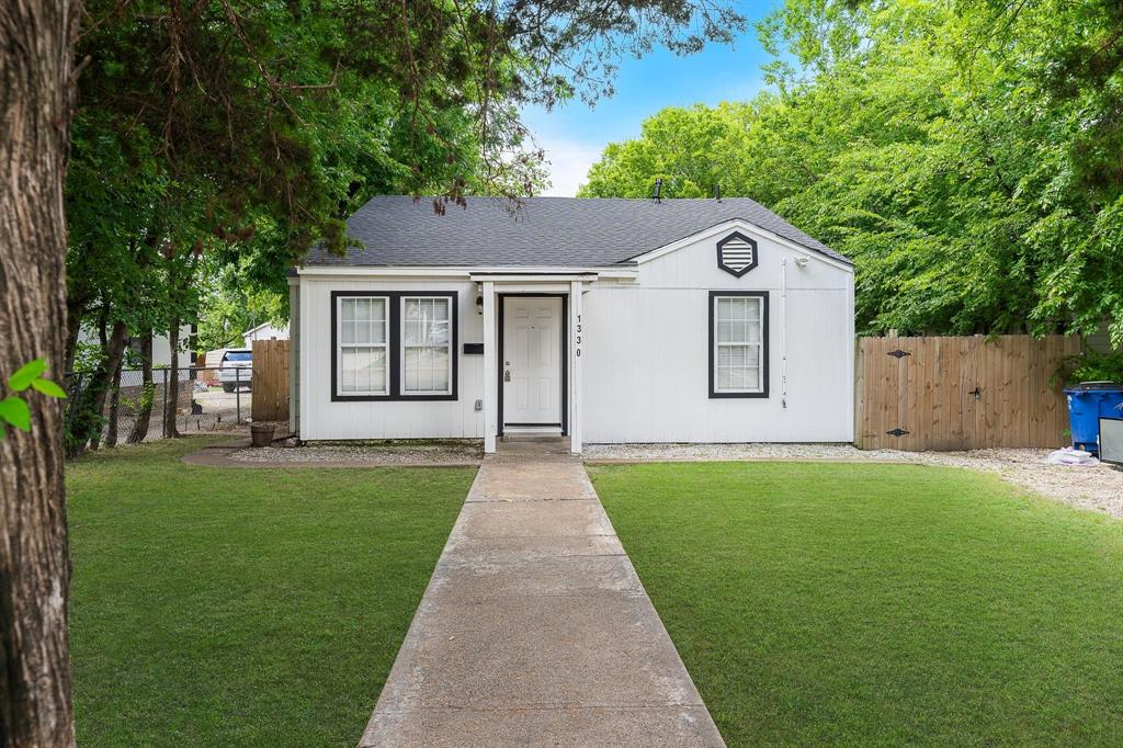 1330 Fordham Road Dallas, TX 75216 - Photo 1 of 37
