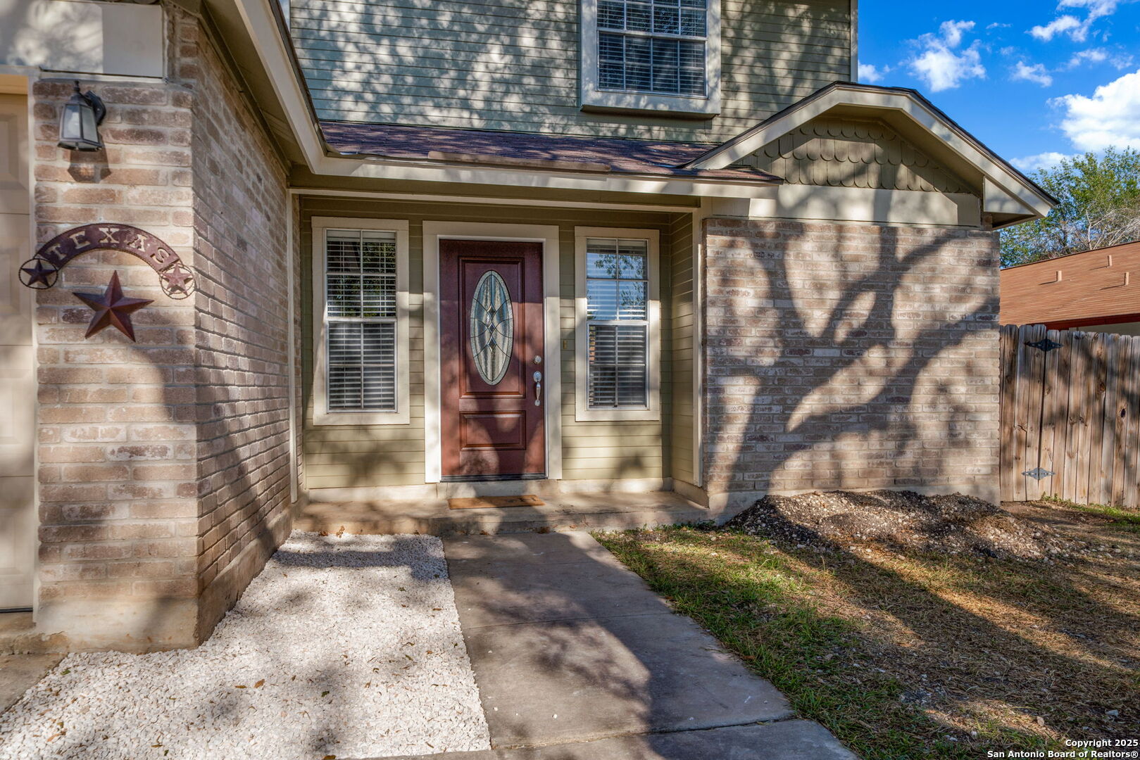 3515 Ridge Knoll Street San Antonio, TX 78247 - Photo 3 of 21