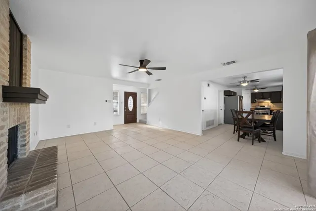 $274,900 | 3515 Ridge Knoll Street, San Antonio, TX 78247