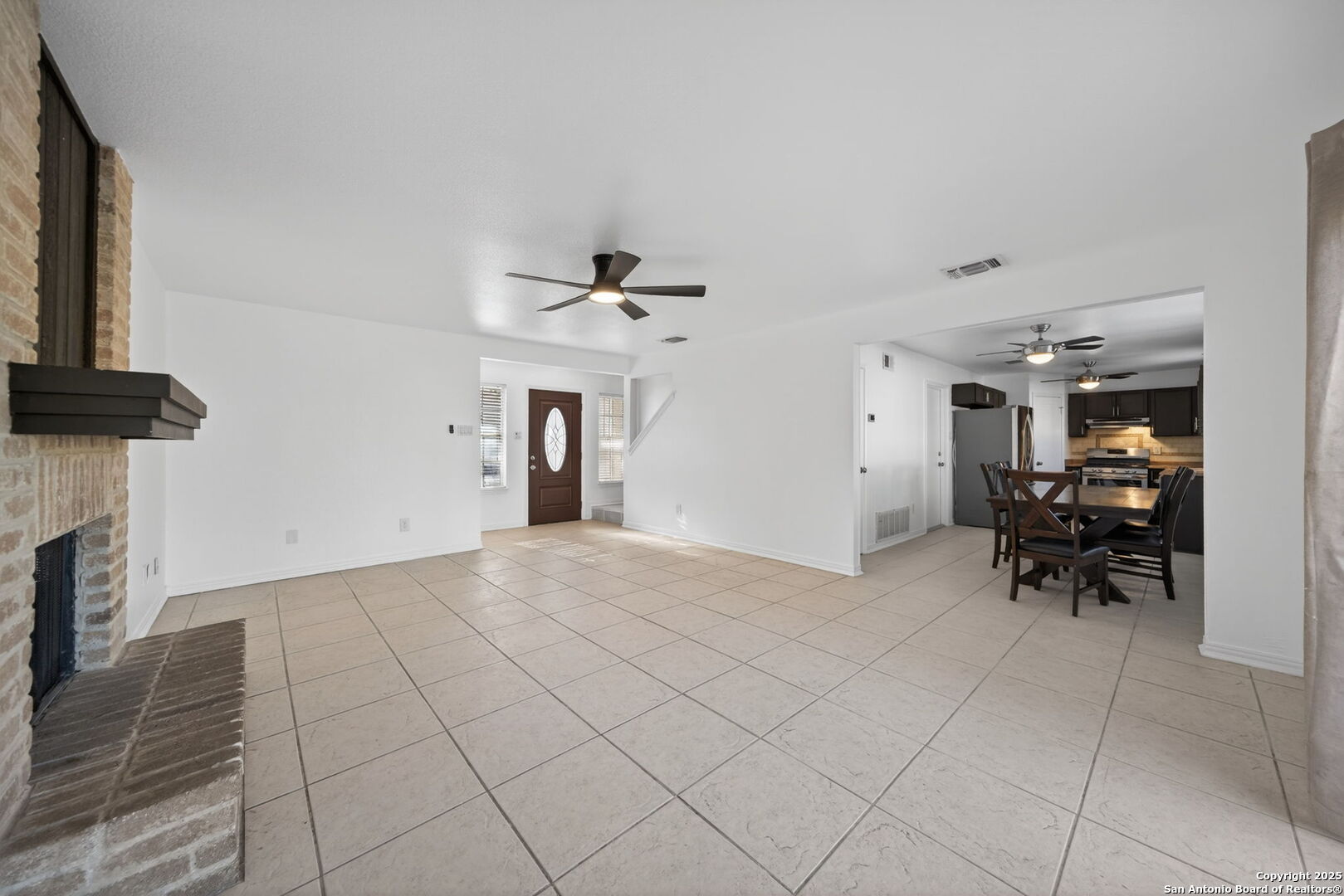 3515 Ridge Knoll Street San Antonio, TX 78247 - Photo 8 of 21