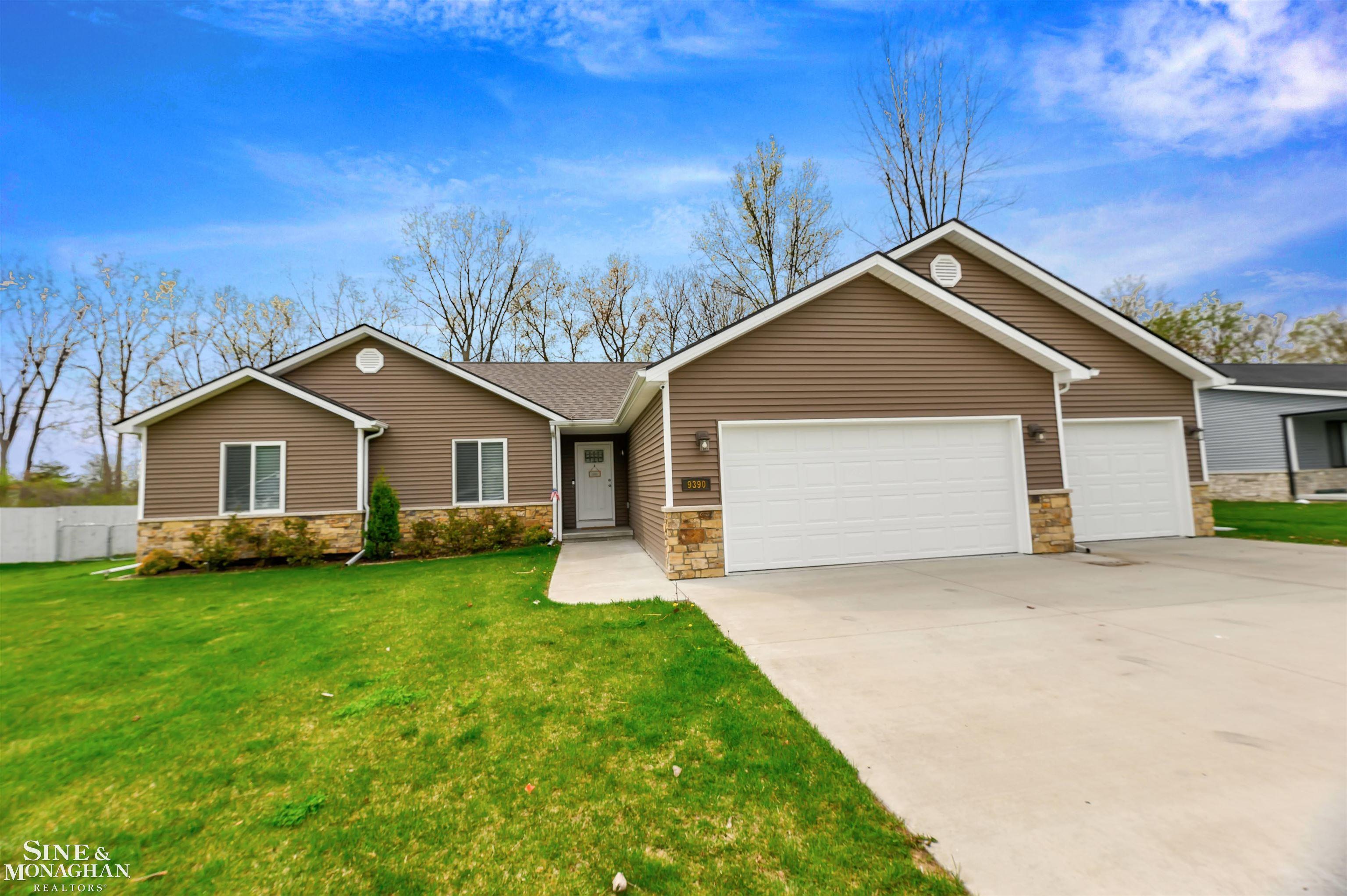9390 Folkert Road Algonac, MI 48001 - Photo 2 of 39 50108379-1.JPG