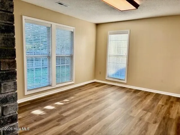 $2,100 | Undisclosed Address, Wilmington, NC 28405